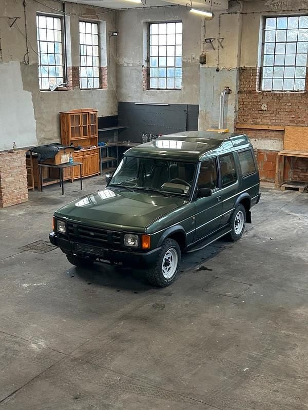 Grün Gebraucht 1994 Land Rover Discovery SUV | 21.900 € - Bild 1/4