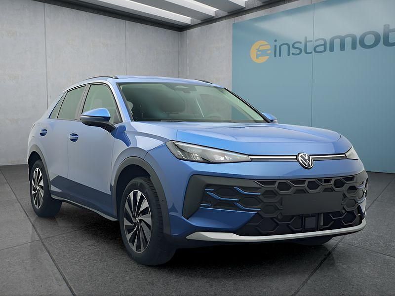 Neu VW T-Roc 116 PS (85 kW) 2025 Blau SUV
