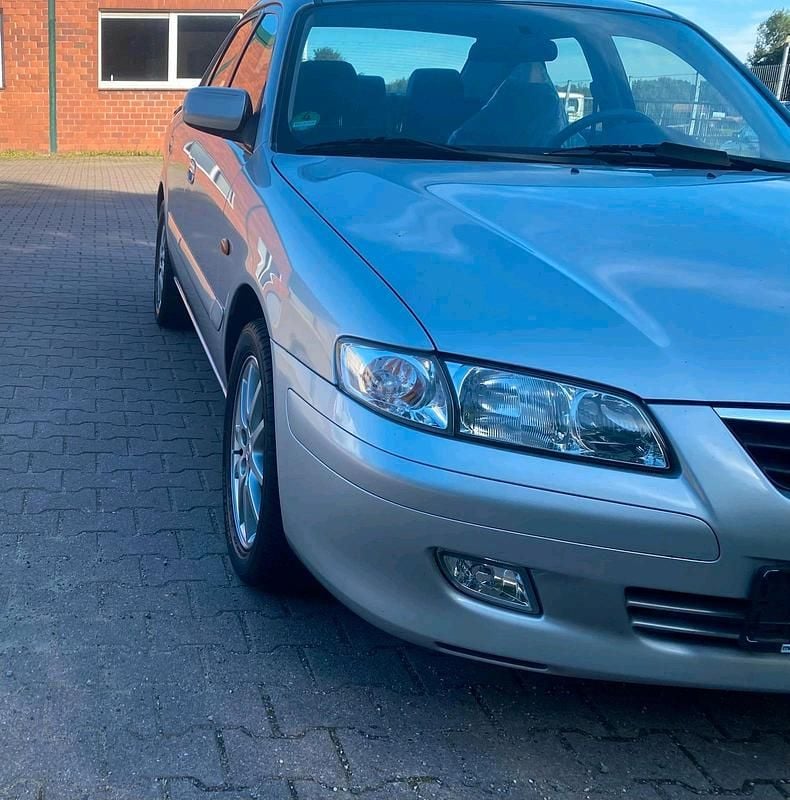 Silber Gebraucht 2000 Mazda 626 Exclusive Limousine | 4.500 € - Bild 1/4