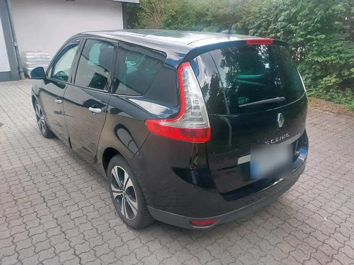 Gebraucht Renault Grand Scénic III 140 PS (102 kW) 2011 Schwarz Van / Kleinbus