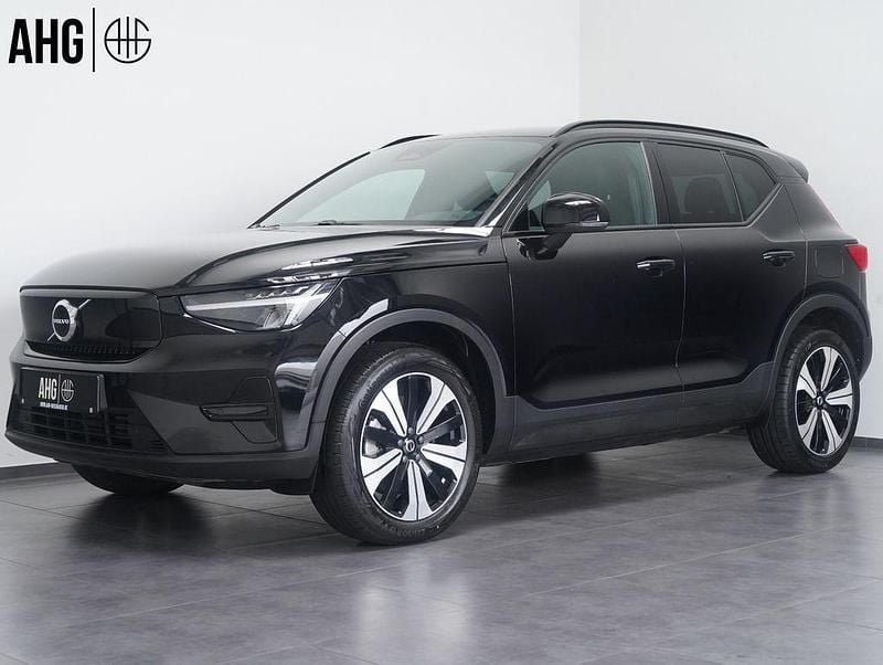 Schwarz Gebraucht 2023 Volvo XC40 Plus SUV | 29.950 € (Guter Preis) - Bild 1/4