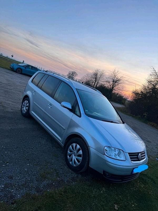 Gebraucht VW Touran 105 PS (77 kW) 2006 Silber Van / Kleinbus