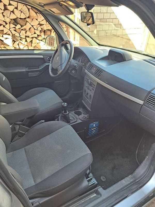 Gebraucht Opel Meriva Innovation 105 PS (77 kW) 2009 Van / Kleinbus