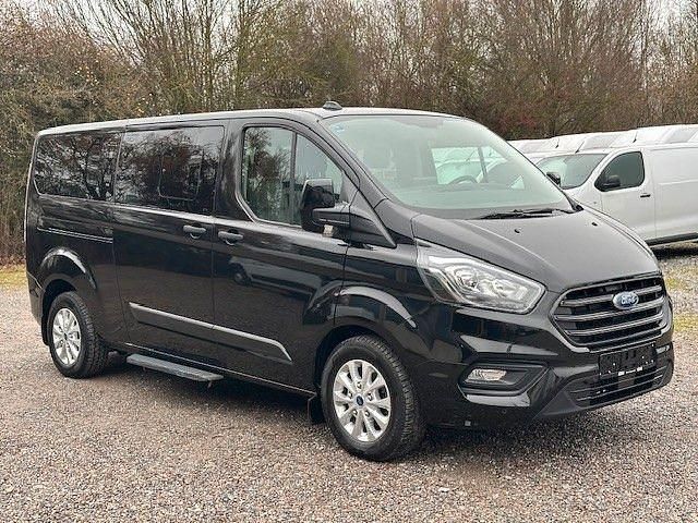 Schwarz Gebraucht 2024 Ford Tourneo Trend Van / Kleinbus | 36.771 € (Superpreis) - Bild 1/4
