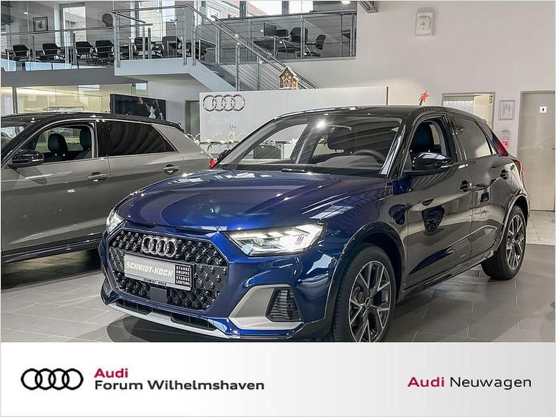 Neu Audi A1 Comfort 116 PS (85 kW) 2025 Blau Kleinwagen
