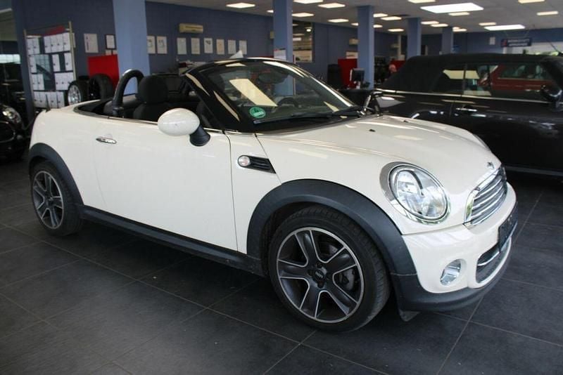 Weiß Gebraucht 2012 Mini Cooper Cabriolet Cabrio | 9.980 € (Etwas zu teuer) - Bild 1/4