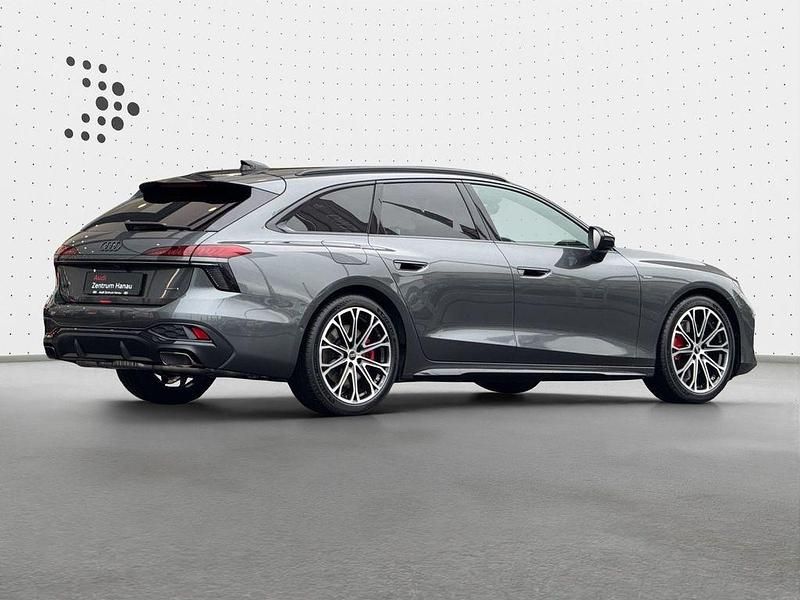 Gebraucht Audi A6 Sport 367 PS (269 kW) 2026 Daytonagrau perleffekt Kombi