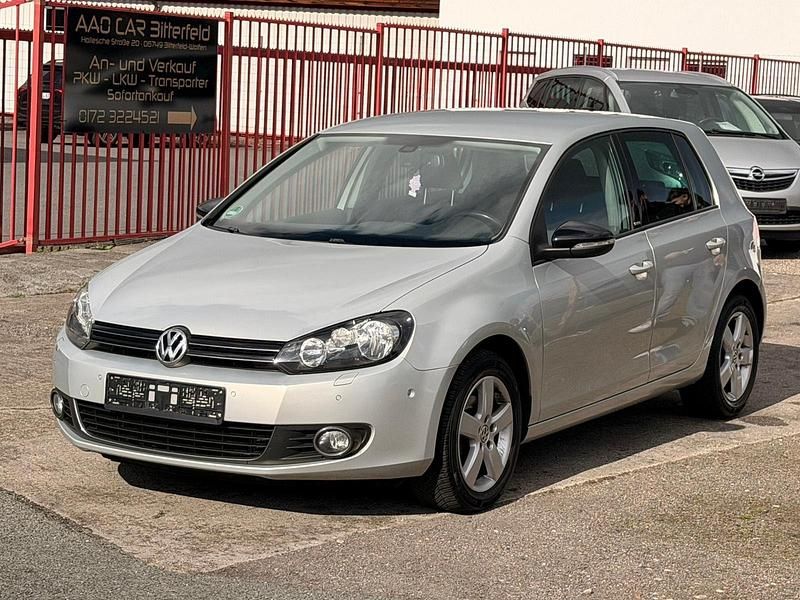 Gebraucht VW Golf VI Style 105 PS (77 kW) 2011 Silber Kleinwagen