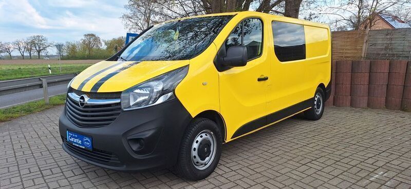 Gebraucht Opel Vivaro 95 PS (69 kW) 2016 Gelb Van / Kleinbus