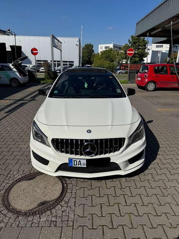 Gebraucht 2015 Mercedes CLA180 Shooting Brake Premium Kombi | 16.200 € (Etwas zu teuer) - Bild 1/4