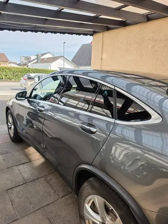 Gebraucht Mercedes GLC350 258 PS (189 kW) 2019 Grau SUV