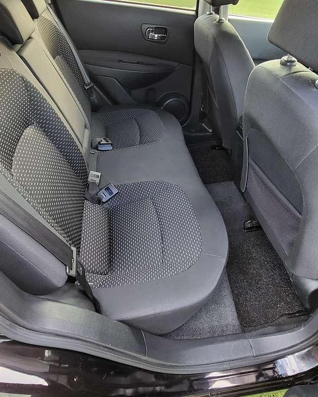 Gebraucht Nissan Qashqai I-Way 114 PS (83 kW) 2009 Violett SUV