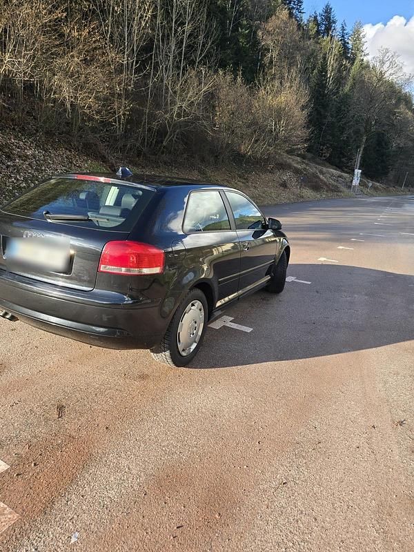 Gebraucht Audi A3 105 PS (77 kW) 2008 Schwarz Kleinwagen