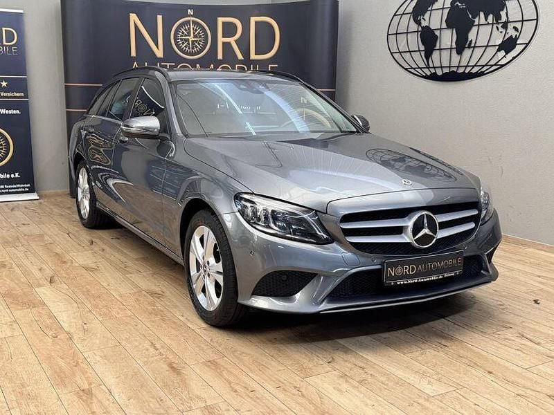 Gebraucht Mercedes C200 118 PS (86 kW) 2022 Grau