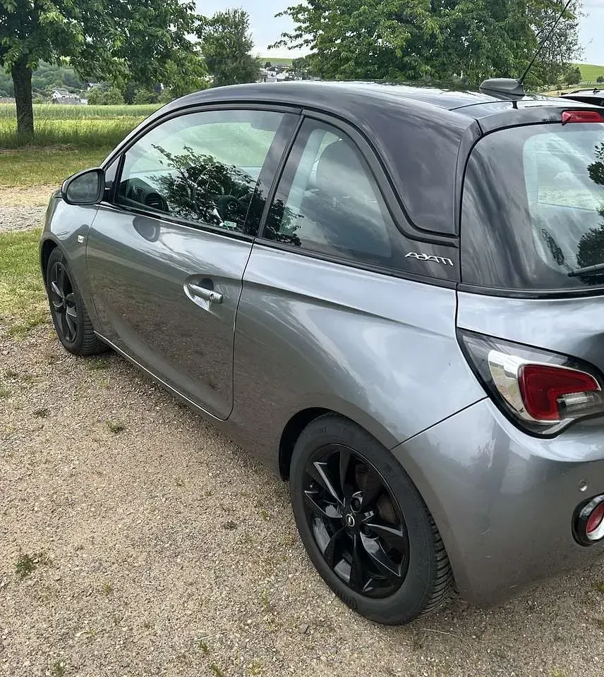 Gebraucht Opel Adam Glam 101 PS (74 kW) 2017 Silber Kleinwagen