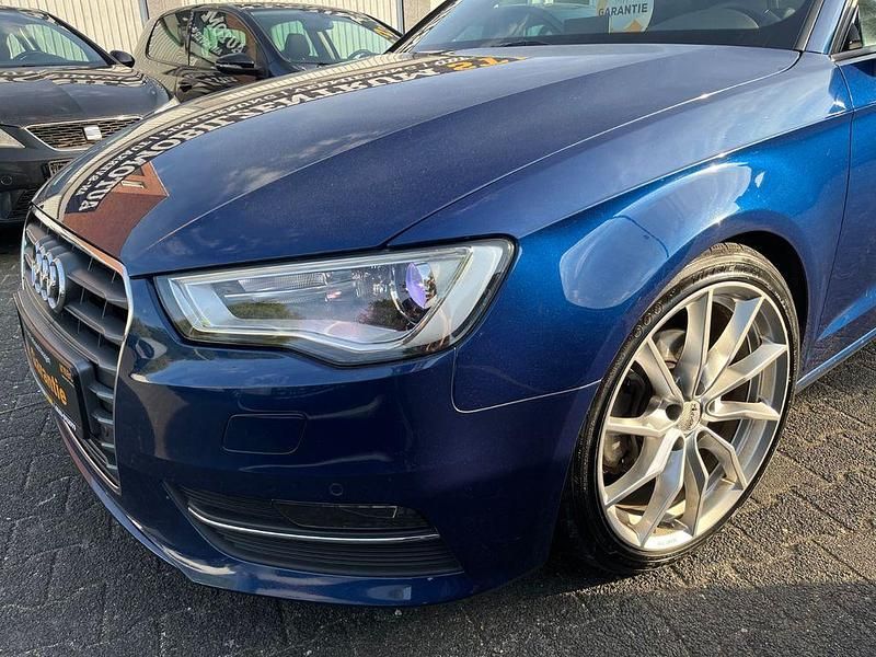 Second-hand Audi A3 Ambition 140 CP (102 kW) 2013 Albastru Coupe