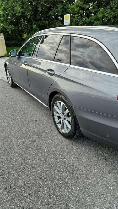 Gebraucht 2018 Mercedes E220 Limousine | 19.800 € (Fairer Preis) - Bild 1/4
