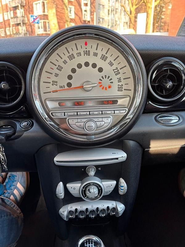 Gebraucht Mini ONE 95 PS (69 kW) 2008 Schwarz Kleinwagen