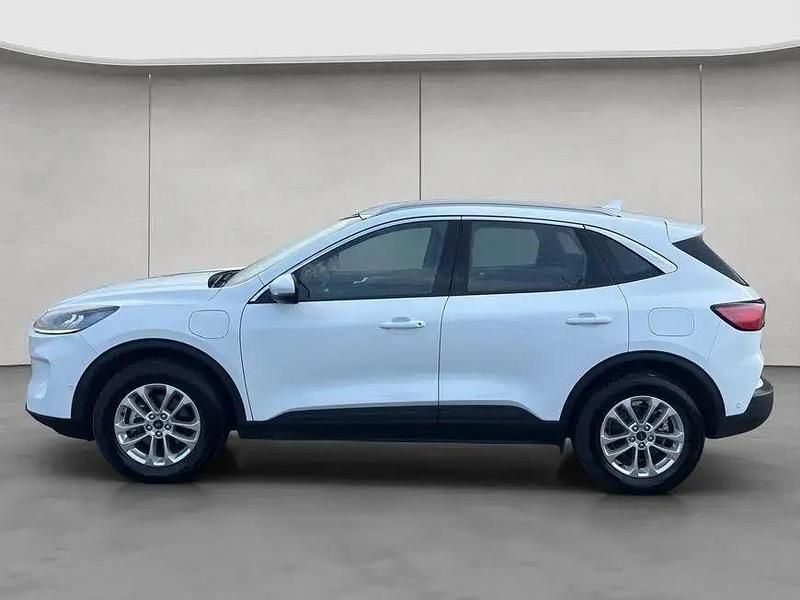Gebraucht Ford Kuga Titanium 224 PS (164 kW) 2022 Frozen white SUV