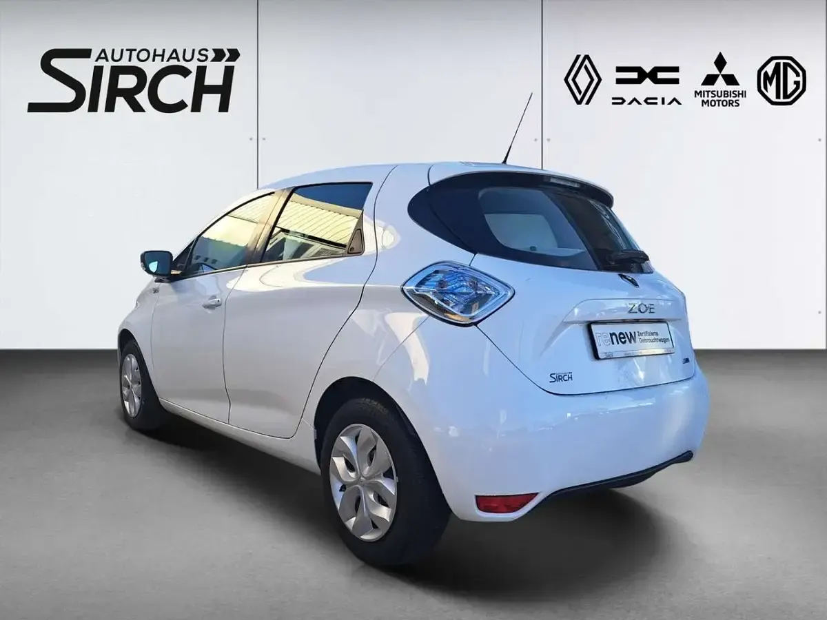Gebraucht Renault Zoe Life 67 kW (92 PS) 2018 Weiß Kleinwagen