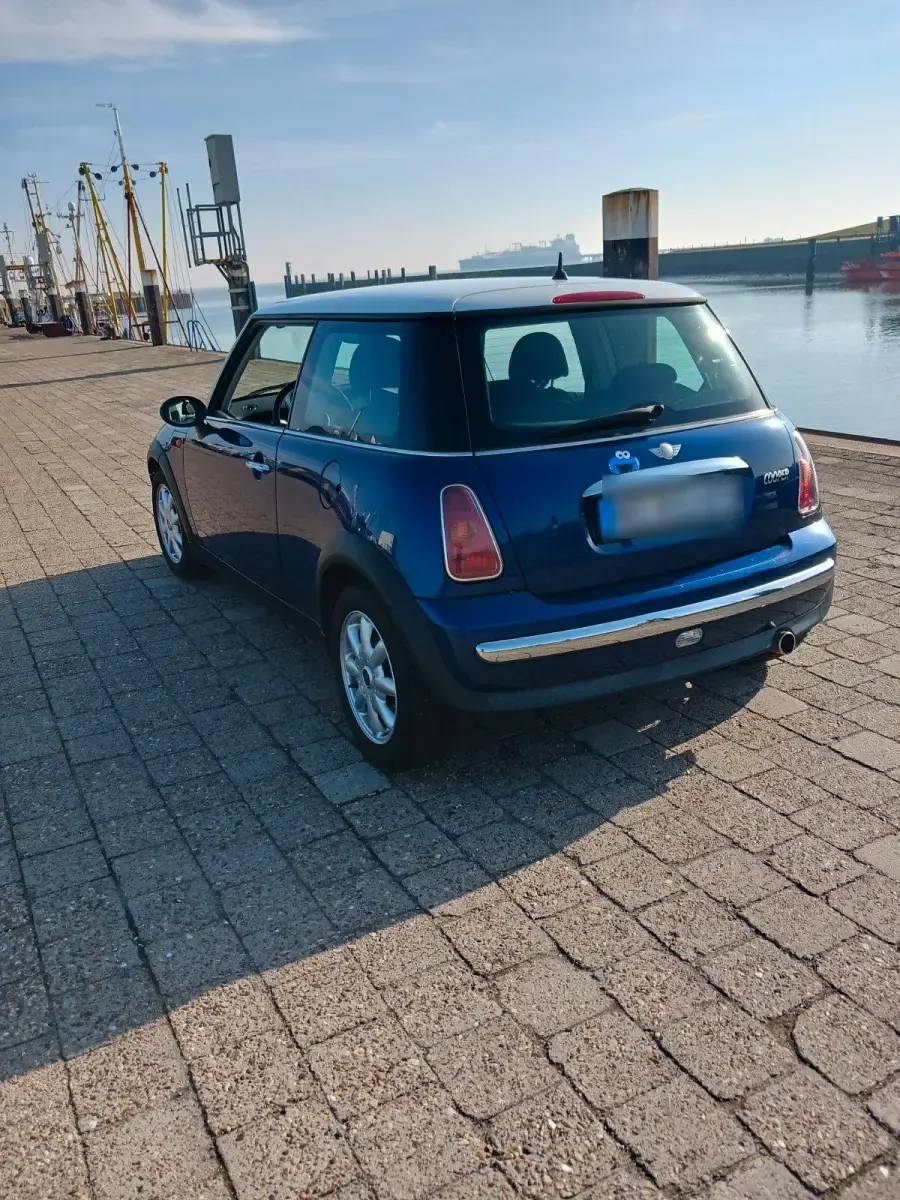 Usata Mini Cooper 115 CV (84 kW) 2003 Blu Utilitaria