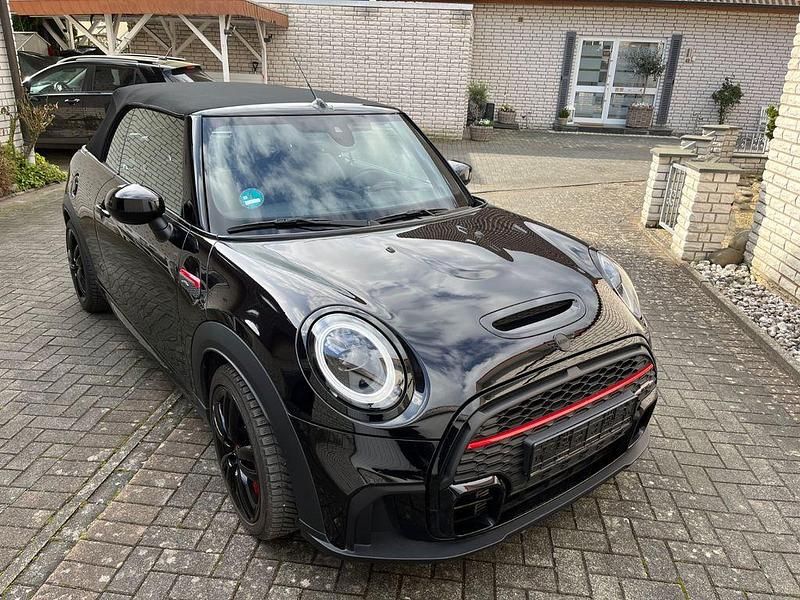 Gebraucht Mini John Cooper Works 231 PS (169 kW) 2021 Schwarz Kleinwagen