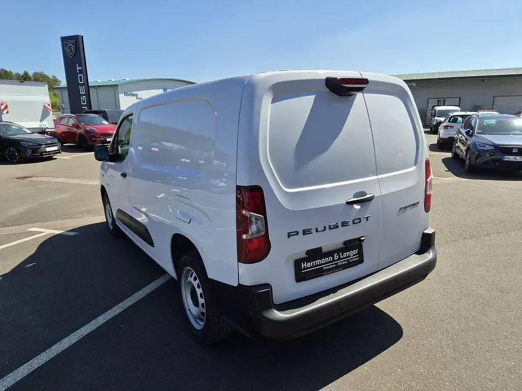 Neu Peugeot Partner Comfort 131 PS (96 kW) 2026 Weiß Van / Kleinbus