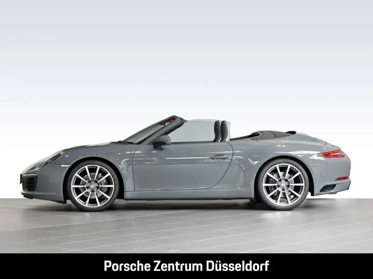 Gebraucht Porsche 911 Carrera Cabriolet 370 PS (272 kW) 2016 Graphitblaumetallic Cabrio
