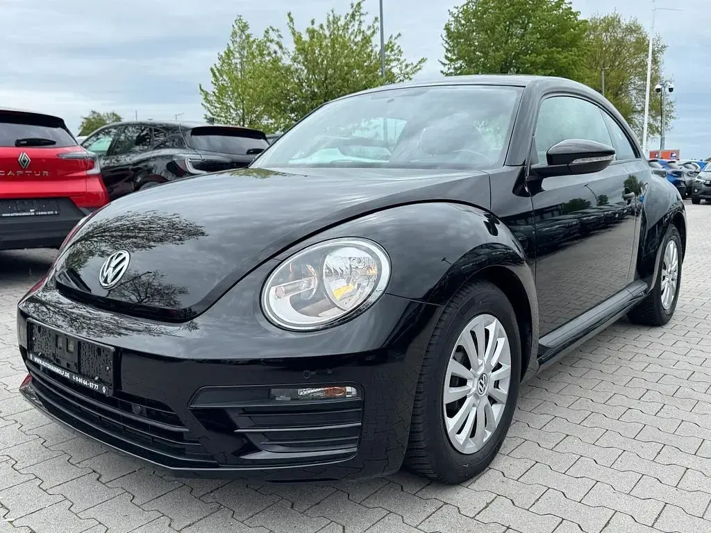 Gebraucht VW Beetle Basis 105 PS (77 kW) 2017 Schwarz Kleinwagen
