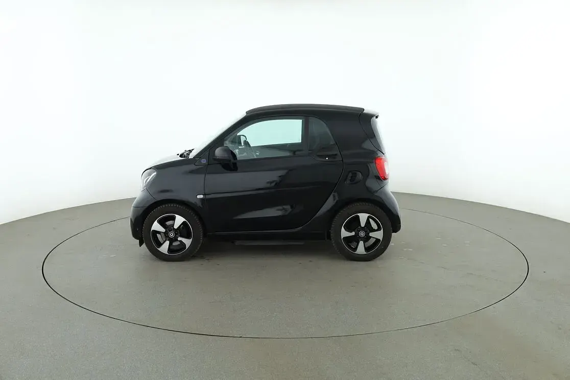 Gebraucht Smart ForTwo Electric Drive Passion 60 kW (82 PS) 2020 Schwarz Limousine