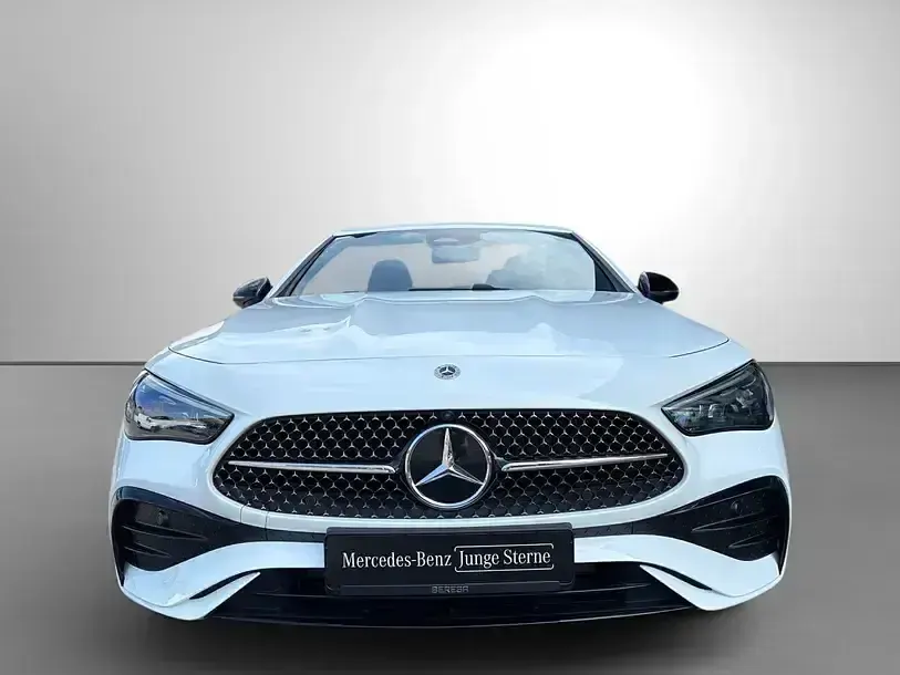 Gebraucht Mercedes CLE220 AMG 205 PS (150 kW) 2025 Weiß Cabrio
