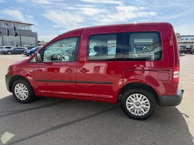 Gebraucht VW Caddy Trendline 105 PS (77 kW) 2014 Rot Van / Kleinbus