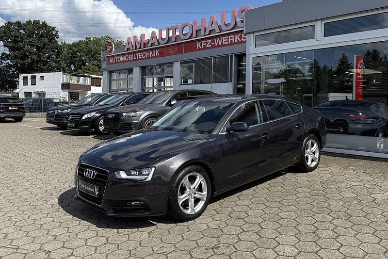 Grau Gebraucht 2015 Audi A5 Sportback Sport Limousine | 10.499 € (Superpreis) - Bild 1/4