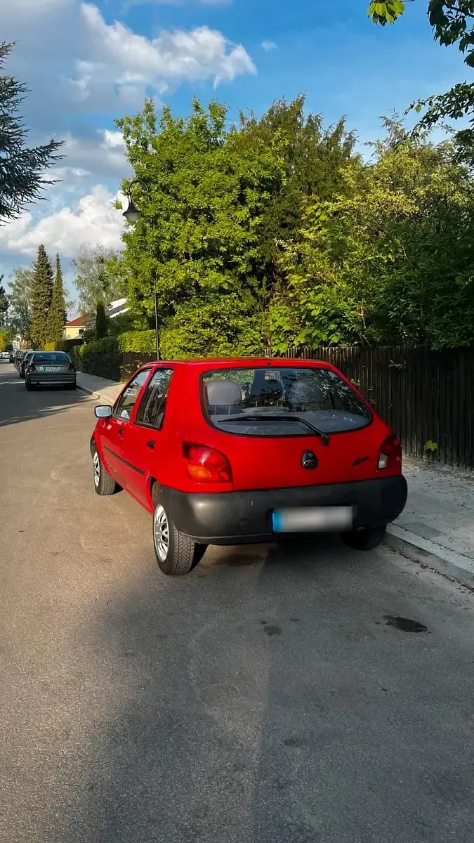 Gebraucht Ford Fiesta 50 PS (36 kW) 1998 Rot Kleinwagen