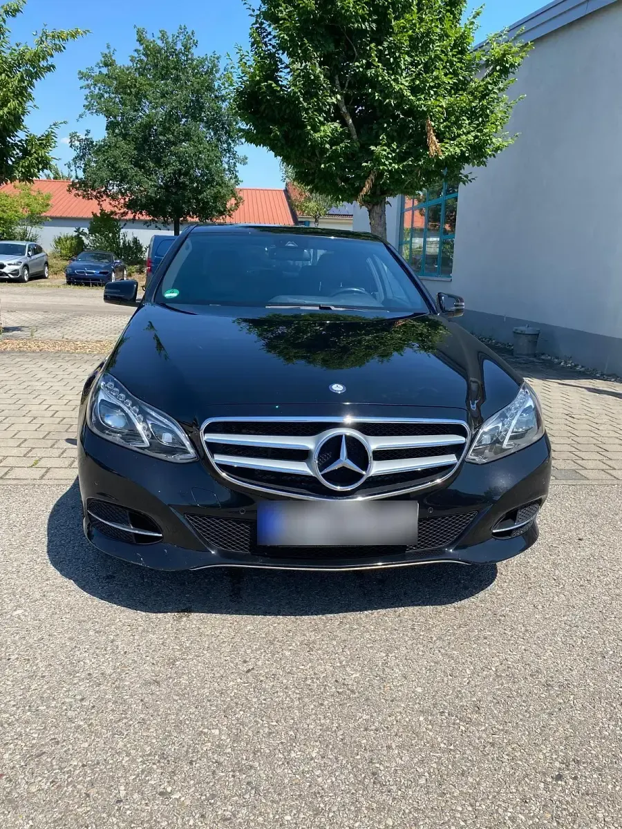Gebraucht Mercedes E350 258 PS (189 kW) 2017 Schwarz Limousine