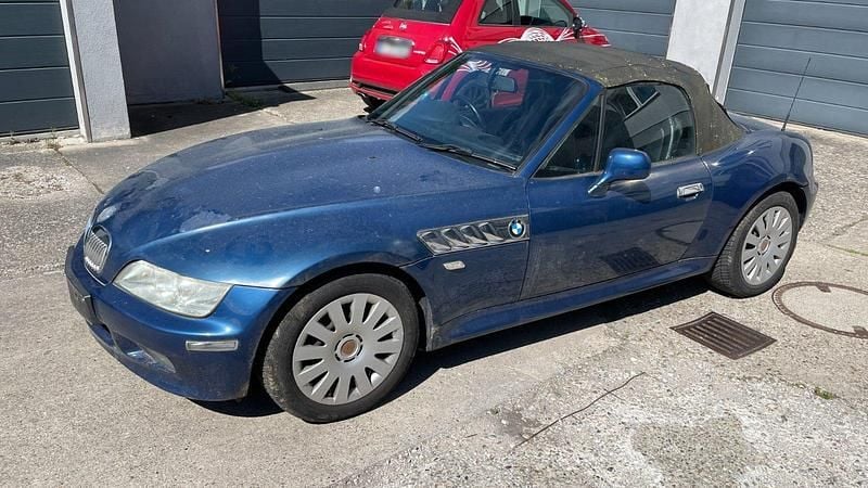 Gebraucht BMW Z3 115 PS (84 kW) 2001 Blau Cabrio