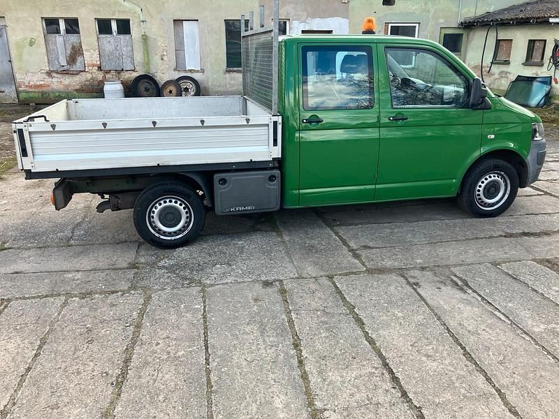 Gebraucht VW T5 105 PS (77 kW) 2010 Van