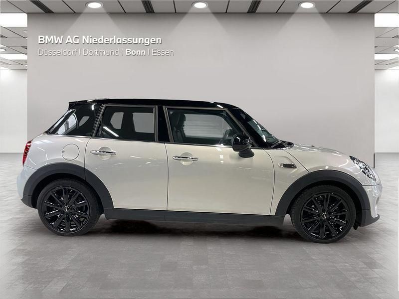 Gebraucht Mini Cooper 136 PS (100 kW) 2020 Weiß Kleinwagen