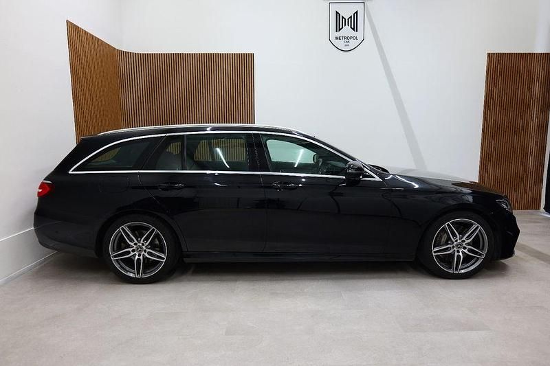 Gebraucht Mercedes E350 AMG line 258 PS (189 kW) 2017 Schwarz Kombi