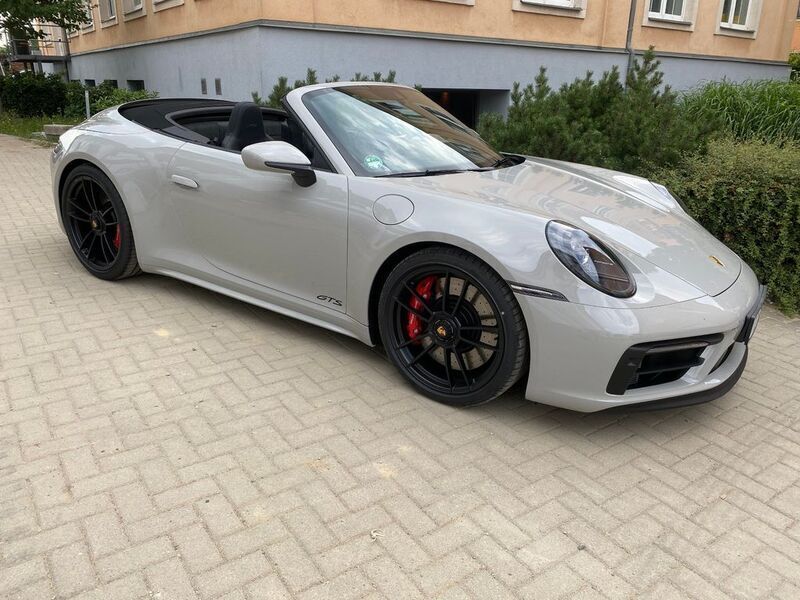 Kreide Gebraucht 2023 Porsche 911 Carrera 4 GTS Cabrio | 171.990 € (Etwas zu teuer) - Bild 1/4