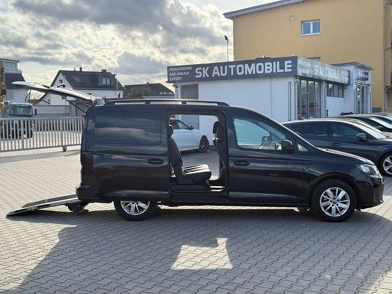 Gebraucht VW Caddy Maxi Life 122 PS (89 kW) 2022 Schwarz Van / Kleinbus