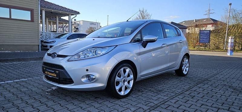 Gebraucht Ford Fiesta Titanium 82 PS (60 kW) 2009 Kleinwagen