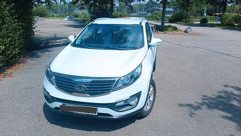 Weiß Gebraucht 2012 Kia Sportage Attract SUV | 9.600 € (Fairer Preis) - Bild 1/4