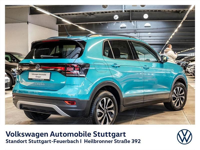 Gebraucht VW T-Cross Active 110 PS (80 kW) 2023 Blau SUV