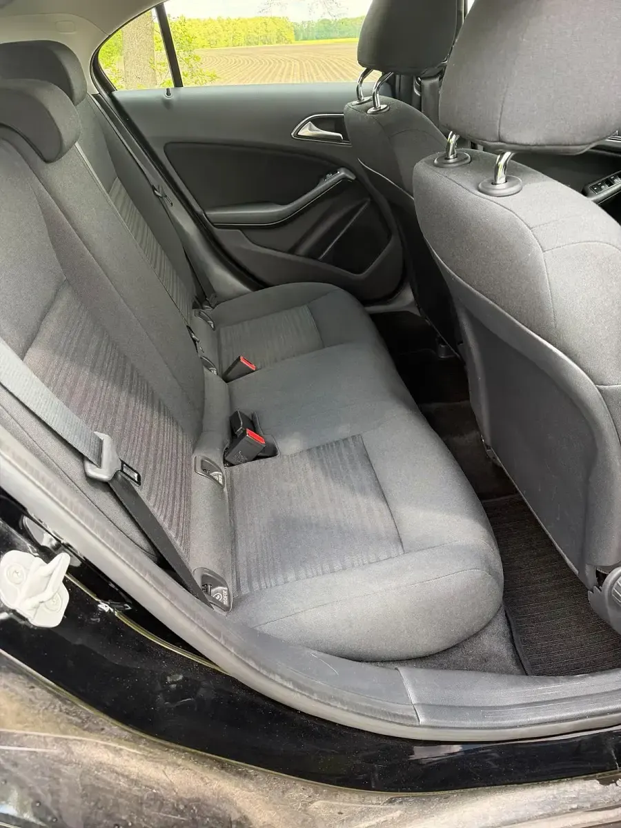 Gebraucht Mercedes A160 122 PS (89 kW) 2017 Schwarz Kleinwagen