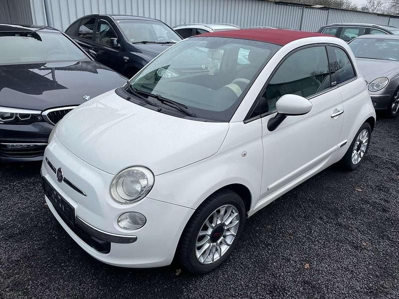 Colore esterno (gelato weiss) Gebraucht 2011 Fiat 500 Lounge Cabrio | 3.600 € (Fairer Preis) - Bild 1/4