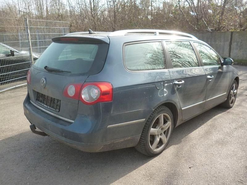 Gebraucht VW Passat Sportline 140 PS (102 kW) 2007 Blau Kombi