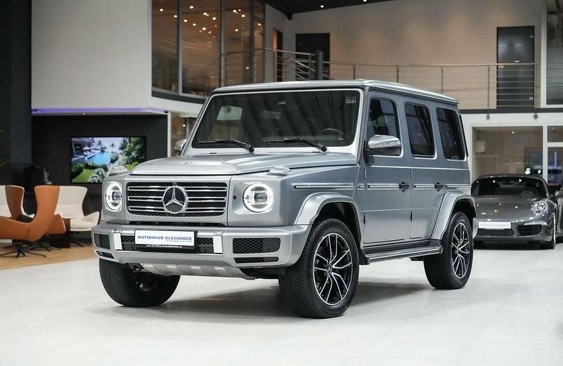 Designo platin magno Gebraucht 2023 Mercedes G400 AMG line SUV | 124.980 € (Fairer Preis) - Bild 1/4