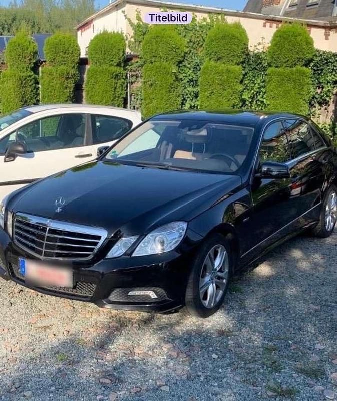 Gebraucht 2009 Mercedes E250 Limousine | 11.500 € (Fairer Preis) - Bild 1/4
