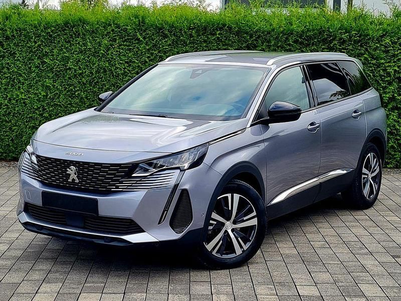 Grau Gebraucht 2023 Peugeot 5008 Allure SUV | 21.499 € (Superpreis) - Bild 1/4